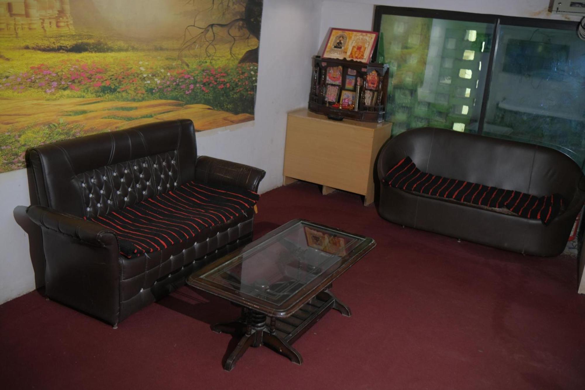 Hotel Quality Time Udaipur Bagian luar foto